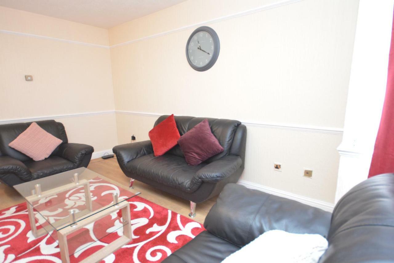 Four Bedroom Townhouse 12 Minutes Walk To Excel Exhibition Centre London Exteriör bild